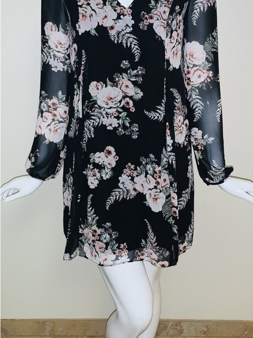 NWOT BCBG Dress with Floral Print and Bow Neckline, Sheer Long Sleeves, Lined